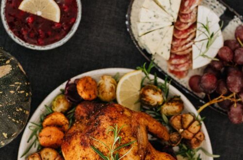 Juustoperunat - Luksusta Lautaselle: Näin Valmistat Täydellisen Juustoisen Perunagratiinin