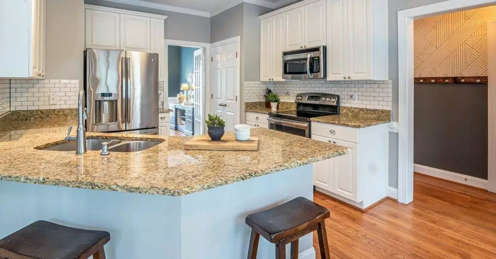 Jälkiruoka - Löydä Zabaglione: Italialaisen jälkiruoan helmi, joka hurmaa nopeudellaan ja ylellisyydellään