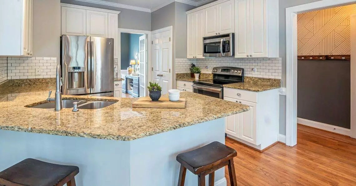 Jälkiruoka - Löydä Zabaglione: Italialaisen jälkiruoan helmi, joka hurmaa nopeudellaan ja ylellisyydellään