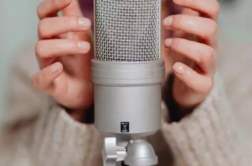 ASMR - ASMR: Rentoutumisen salaisuus ja sen vaikutus suomalaiseen arkeen