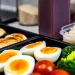 Ruokavalio lihasmassan kasvattamiseen: proteiini, kalorit ja ajoitus